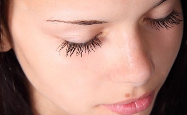 روتين العناية بالبشرة الاسبوعي للمراهقات